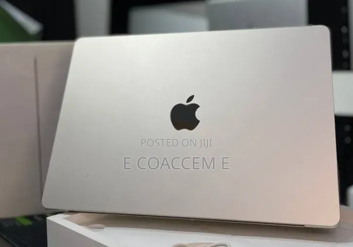 New Laptop Apple MacBook 16GB SSD 256GB