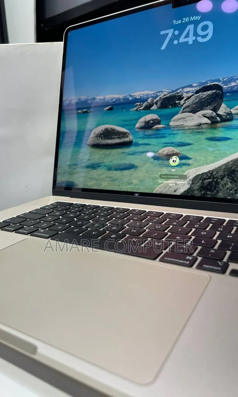 New Laptop Apple MacBook Air 2025 M4 15-inch 16GB Apple M4 SSD 256GB