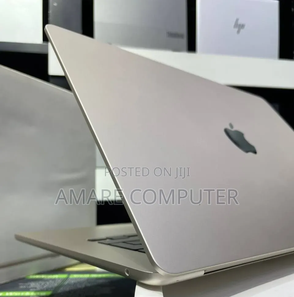 New Laptop Apple MacBook Air 2025 M4 15-inch 16GB Apple M4 SSD 256GB