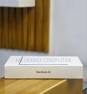 New Laptop Apple MacBook Air 2026 M5 13-inch 16GB Apple M5 SSD 512GB