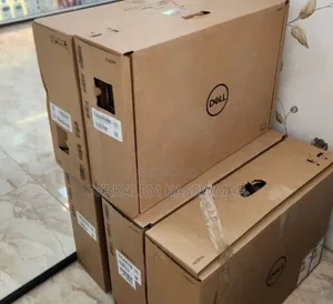 Dell Monitor 24 Inch Frame Less Brand New Height-Adjustabil