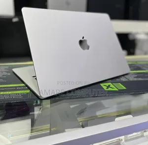 New Laptop Apple MacBook Air 2025 M4 15-inch 24GB Apple M4 SSD 512GB
