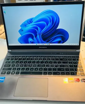 New Laptop Medion Akoya E7419 16GB AMD Ryzen 7 SSD 512GB