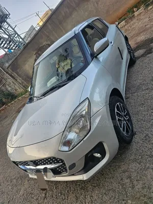 Suzuki Swift 2022 Silver