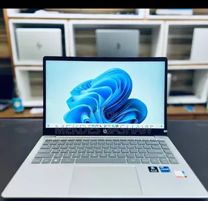 New Laptop HP Stream Notebook 16GB Intel Core i7 SSD 1T