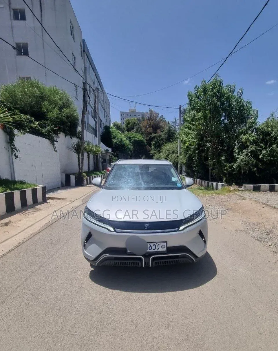 BYD Yuan Up 2024 Silver