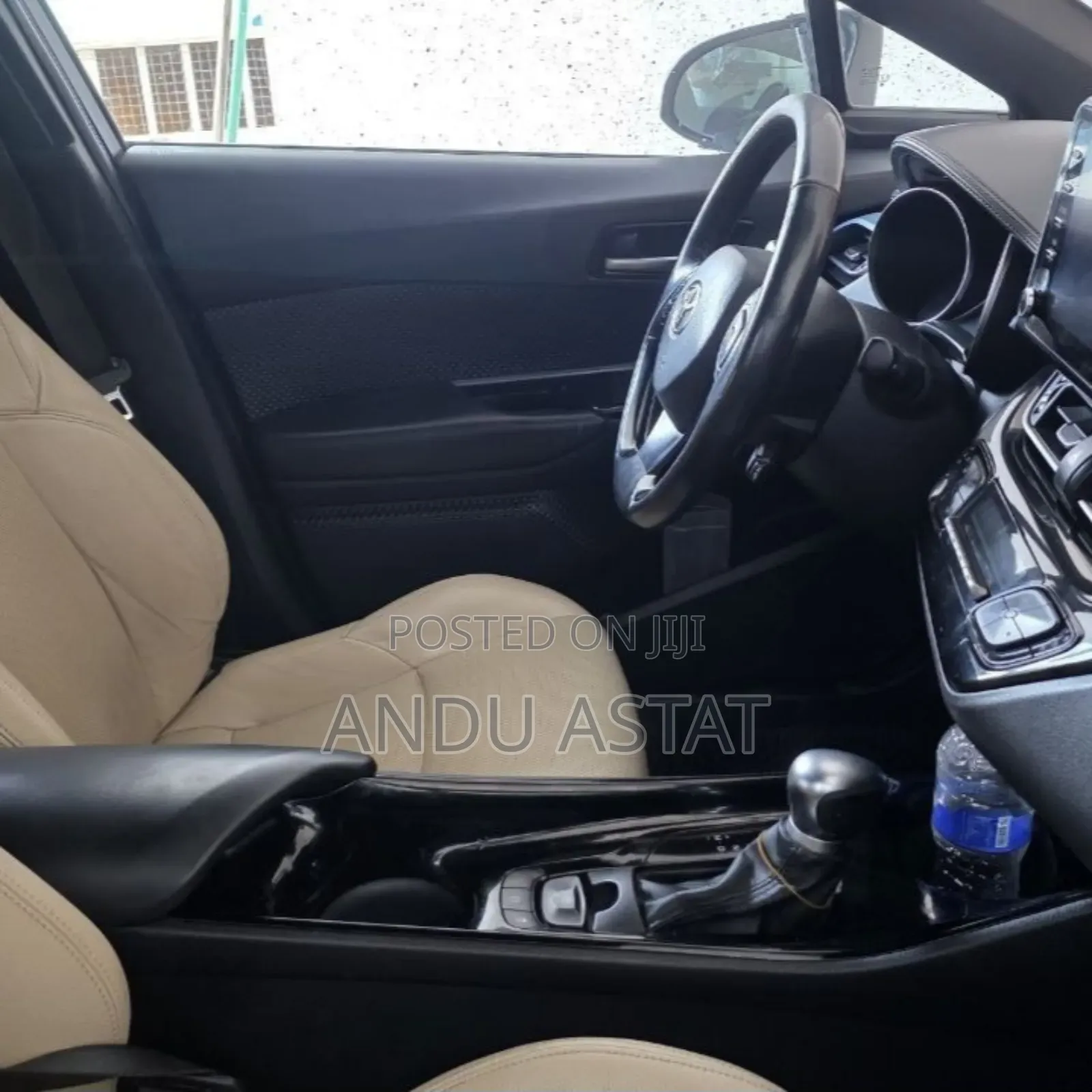 Toyota C-HR LE FWD 2020 Silver