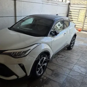 Toyota C-HR LE FWD 2020 Silver