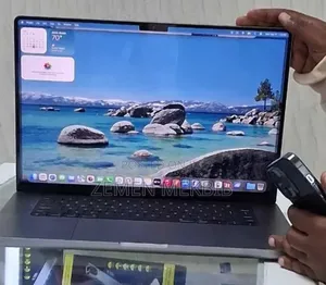 New Laptop Apple MacBook Pro M1 32GB Apple M1 Pro SSD 1T