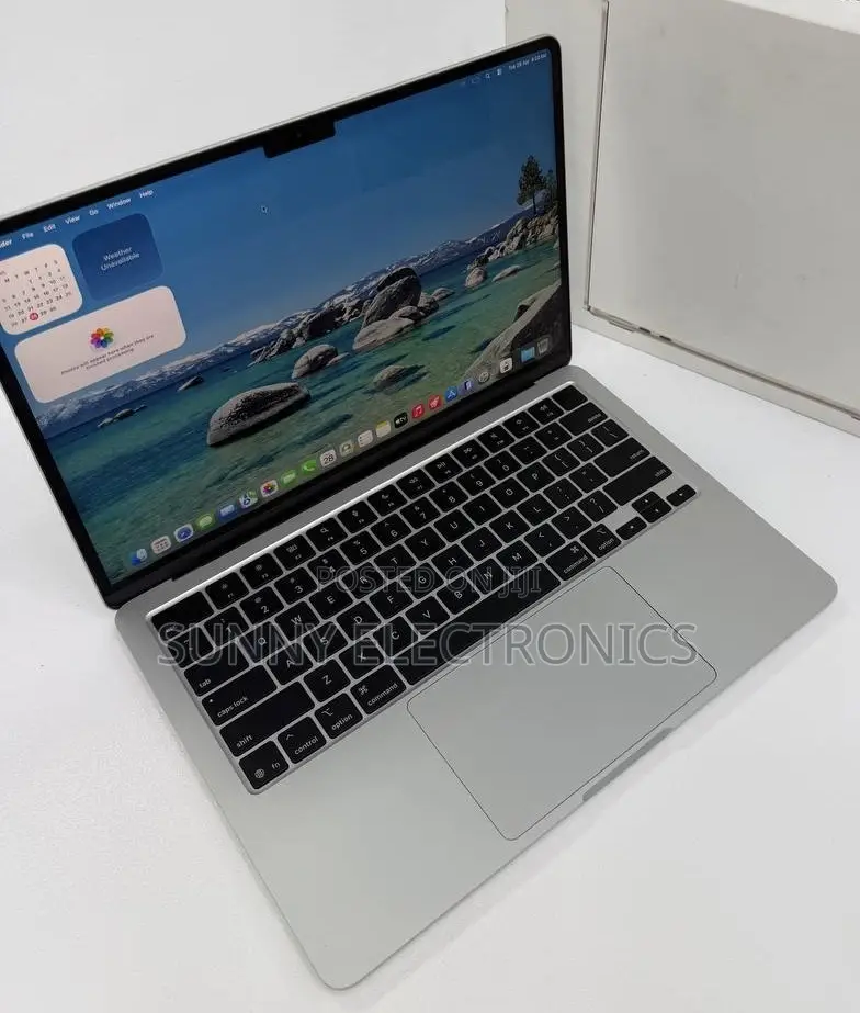 New Laptop Apple MacBook Air 2025 M4 13-inch 16GB Apple M4 SSD 256GB