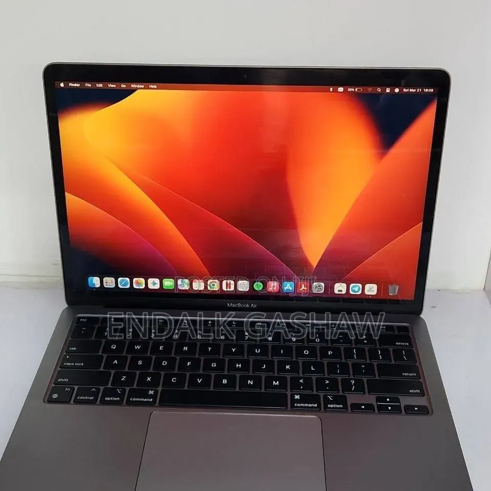 New Laptop Apple MacBook Air 2020 M1 8GB Apple M1 SSD 256GB
