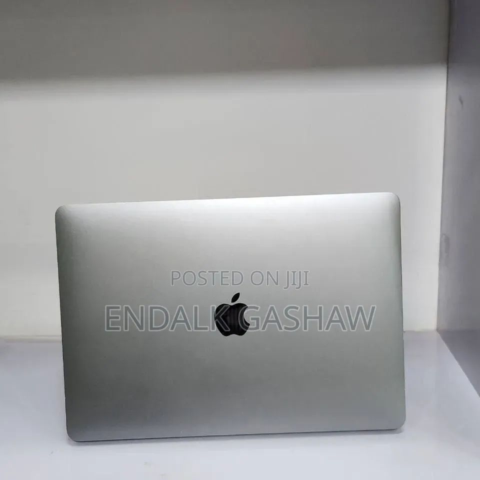 New Laptop Apple MacBook Air 2020 M1 8GB Apple M1 SSD 256GB