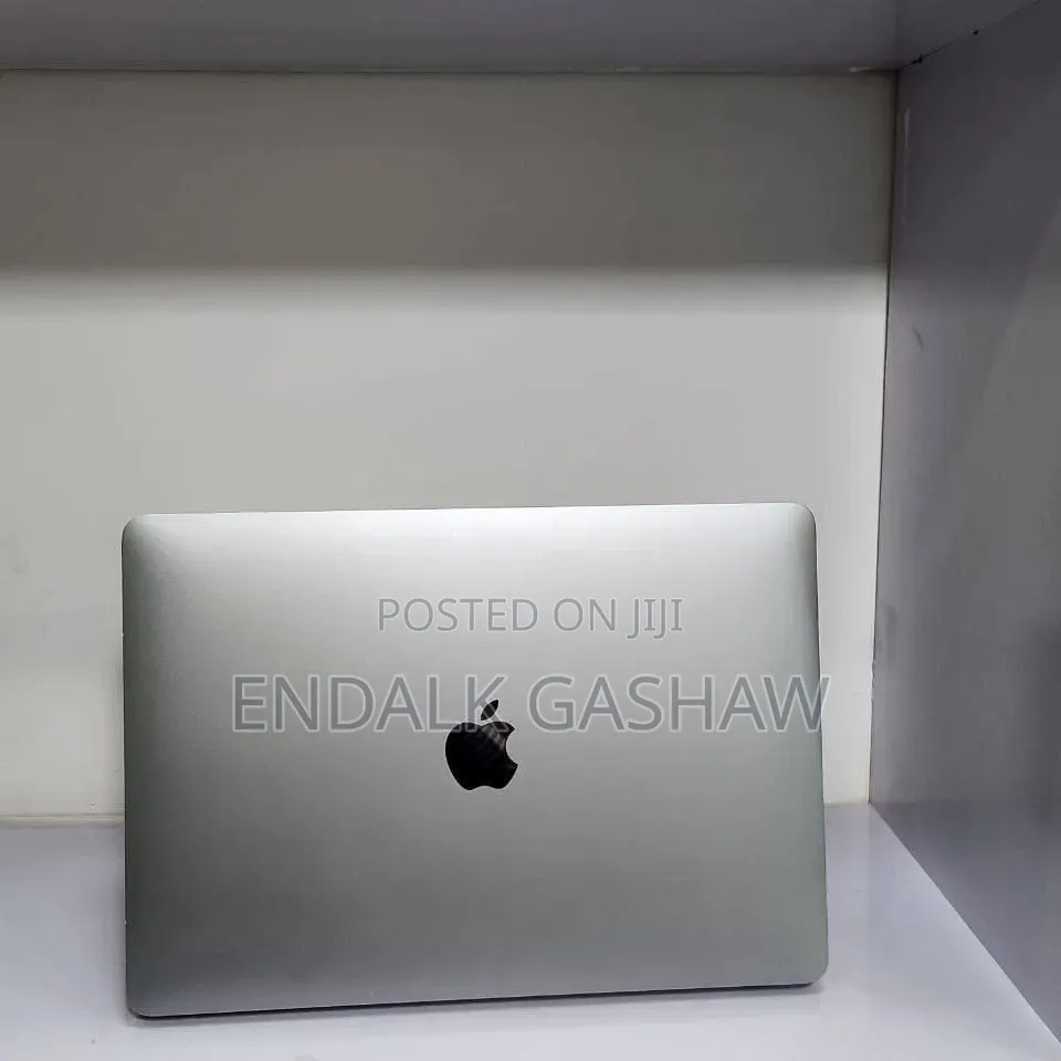 New Laptop Apple MacBook Air 2020 M1 8GB Apple M1 SSD 256GB