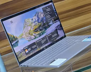 New Laptop HP Envy 13t 8GB Intel Core i5 SSD 256GB