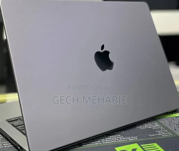 New Laptop Apple MacBook Pro 2023 M3 14-inch 8GB Apple M3 Pro SSD 512GB