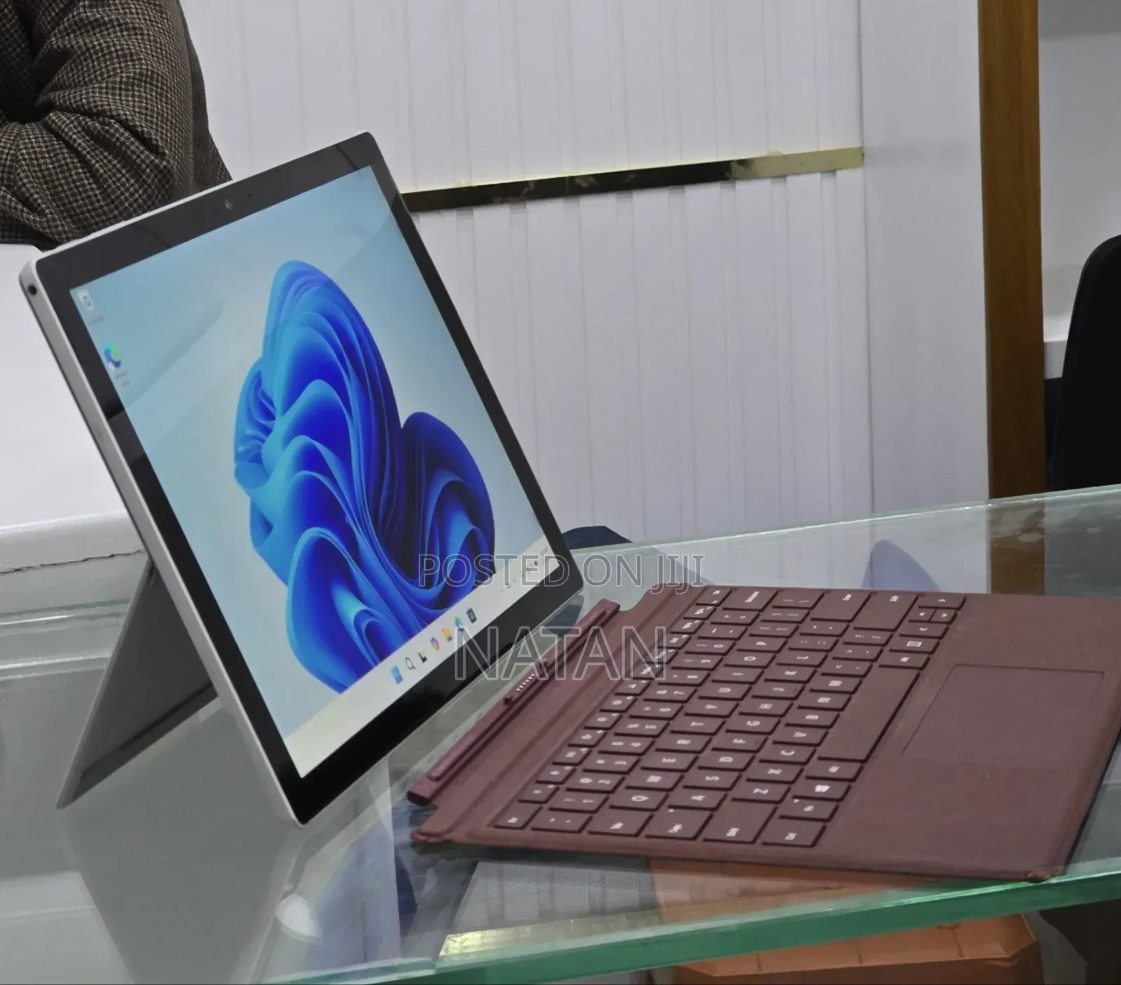 New Laptop Microsoft Surface Laptop 6 8GB Intel Core i5 SSD 128GB