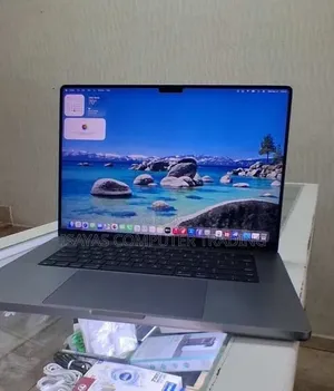 New Laptop Apple MacBook Pro M1 32GB Apple M1 SSD 1T