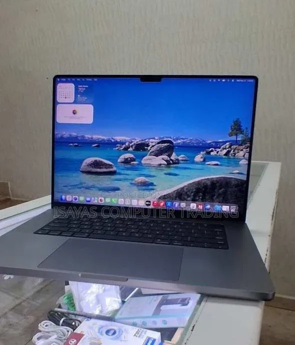 New Laptop Apple MacBook Pro M1 32GB Apple M1 SSD 1T