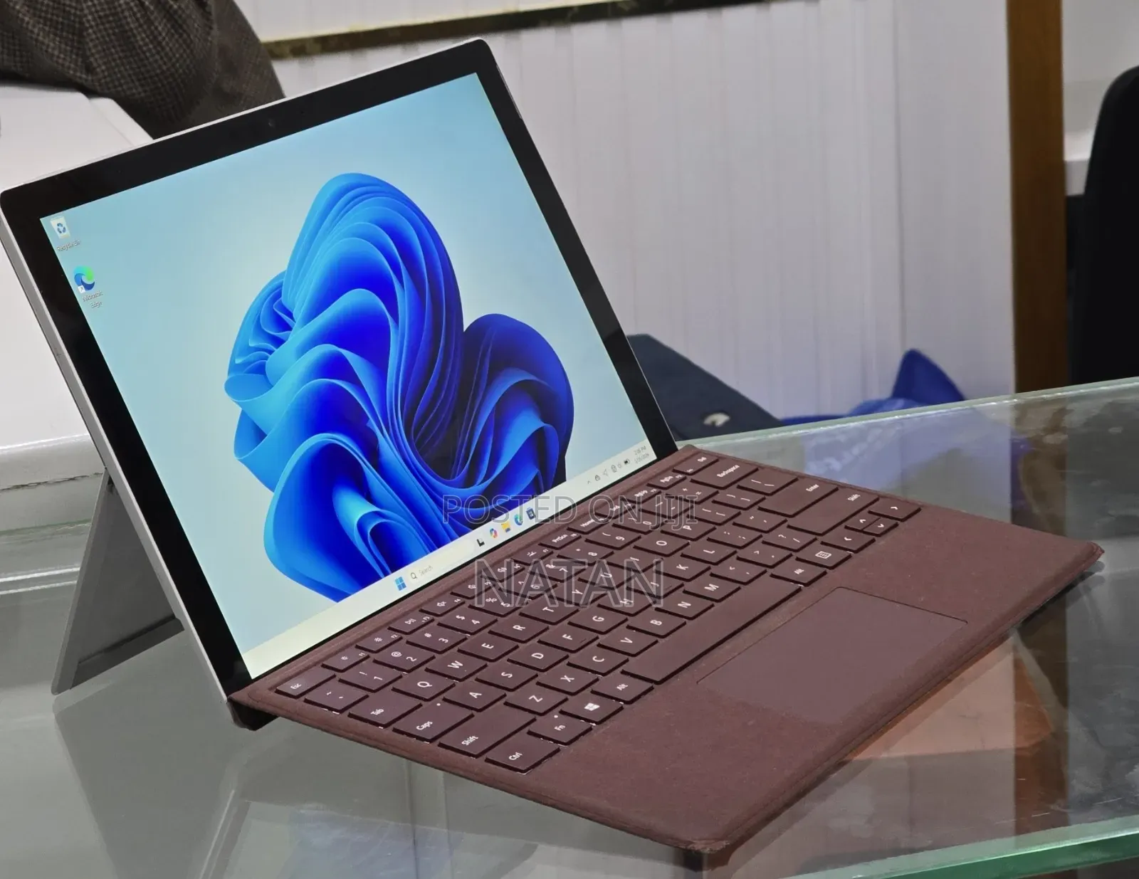 New Laptop Microsoft Surface Laptop 6 8GB Intel Core i5 SSD 128GB