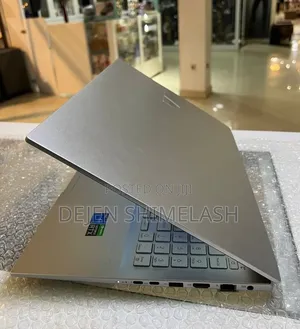 New Laptop Asus VivoBook 15 X505BA 16GB Intel Core i5 SSD 512GB