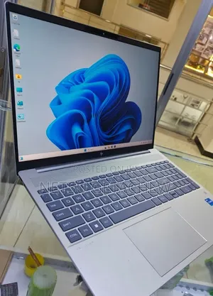 New Laptop HP Pavilion 15 16GB Intel Core i7 SSD 1T
