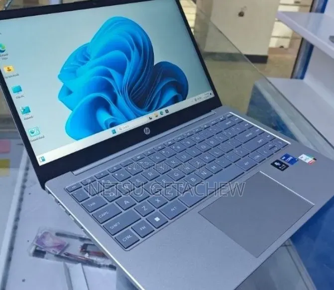 New Laptop HP Stream Notebook 16GB Intel Core i7 SSD 1T