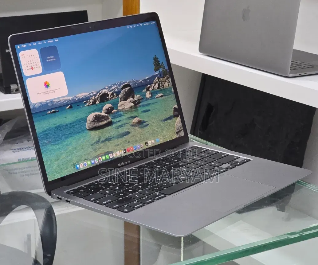 New Laptop Apple MacBook Air 2020 M1 8GB Apple M1 SSD 256GB