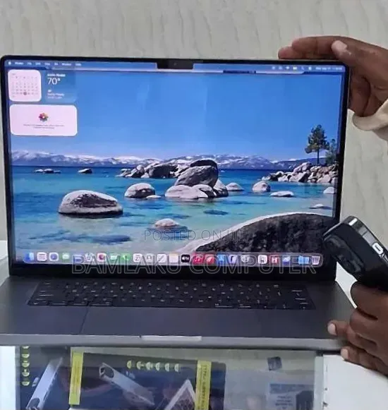 New Laptop Apple MacBook Pro 2021 M1 32GB Apple M1 Max SSD 1T