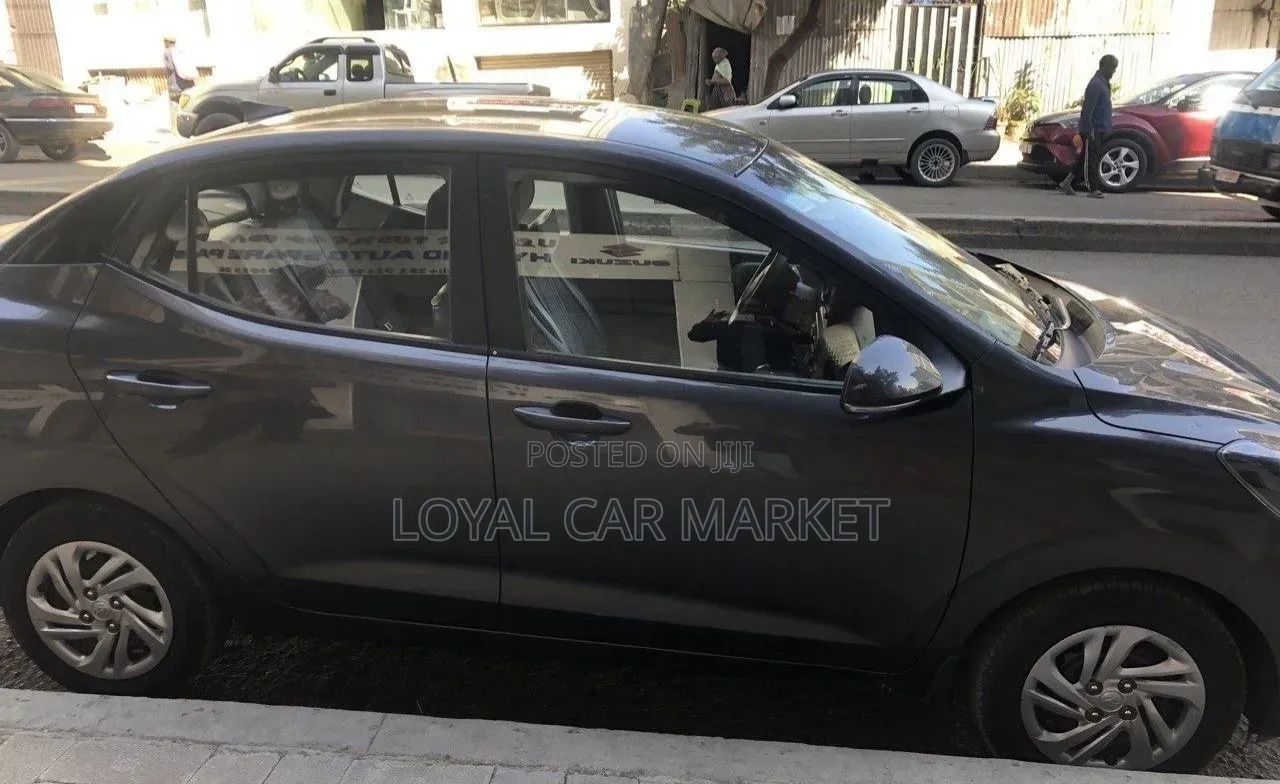 Hyundai I10 2022 Gray