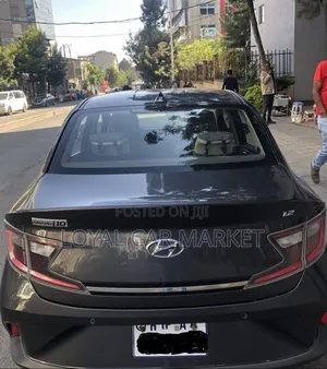 Hyundai I10 2022 Gray