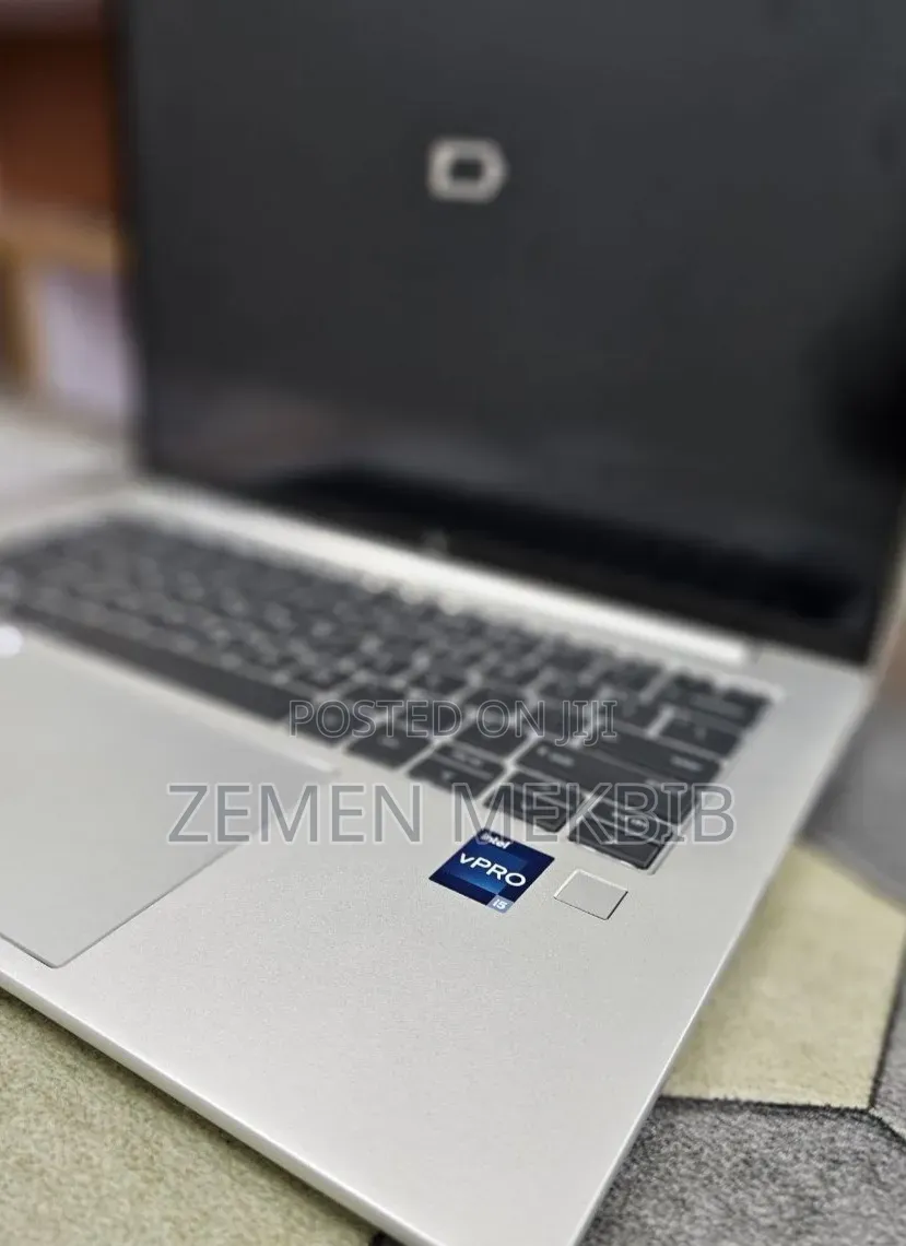 New Laptop HP 16GB Intel Core i5 SSD 512GB
