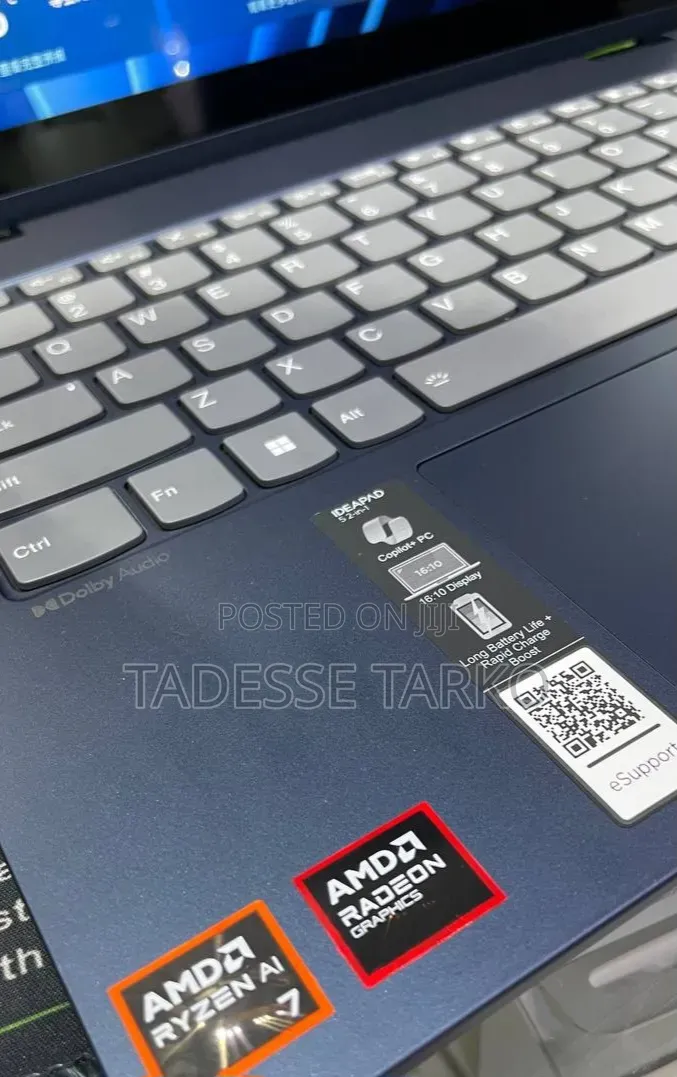 New Laptop Lenovo 16GB AMD Ryzen 7 SSD 1T