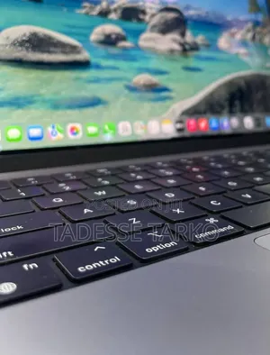 New Laptop Apple MacBook Pro 2023 M3 14-inch 8GB Apple M3 Pro SSD 512GB