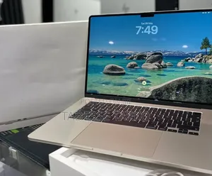 New Laptop Apple MacBook Air 2025 M4 15-inch 16GB Apple M4 SSD 256GB