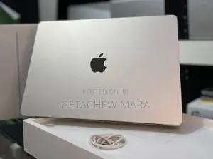 New Laptop Apple MacBook Air 2025 M4 13-inch 16GB Intel SSD 256GB