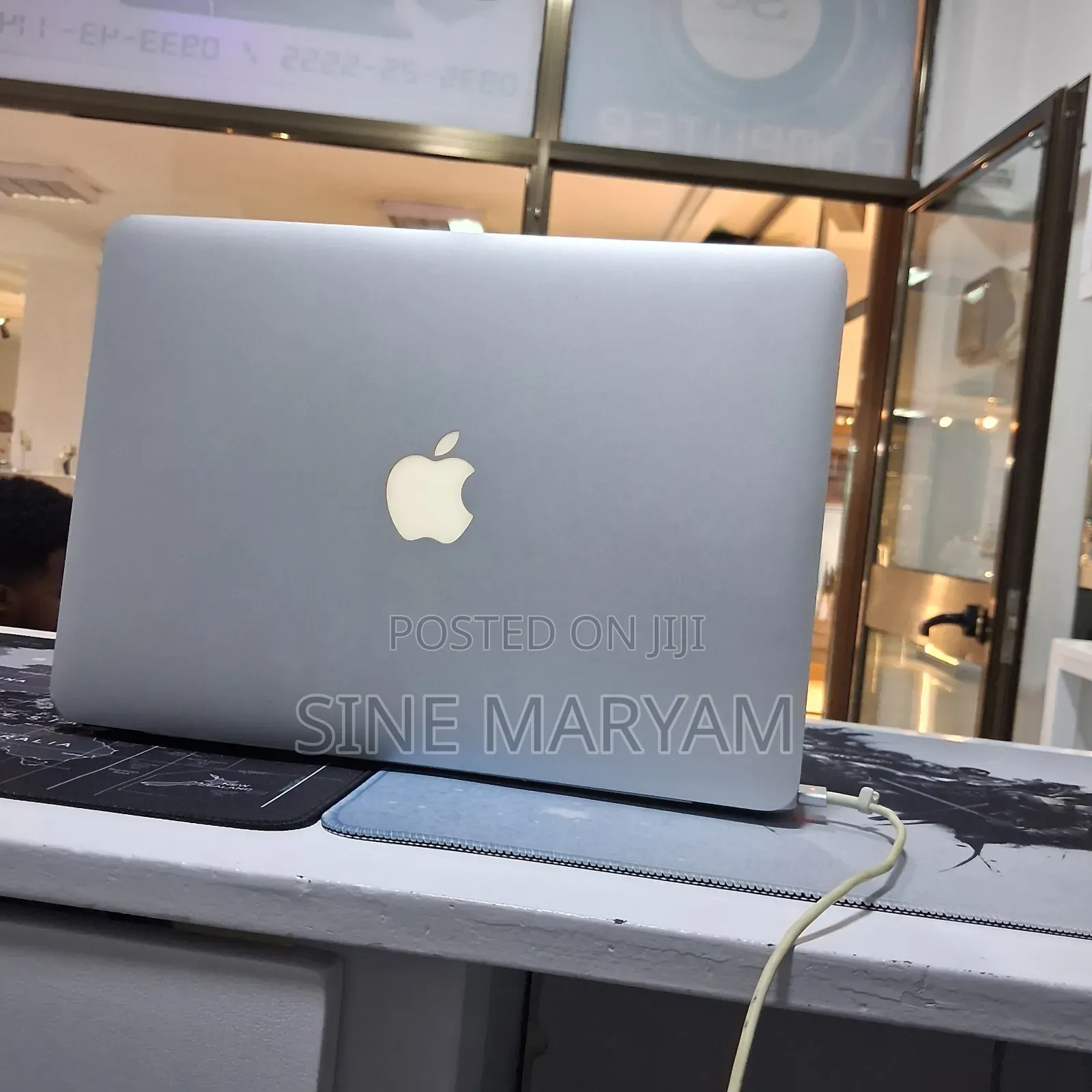 Laptop Apple MacBook Pro 2015 8GB Intel Core i7 SSD 256GB