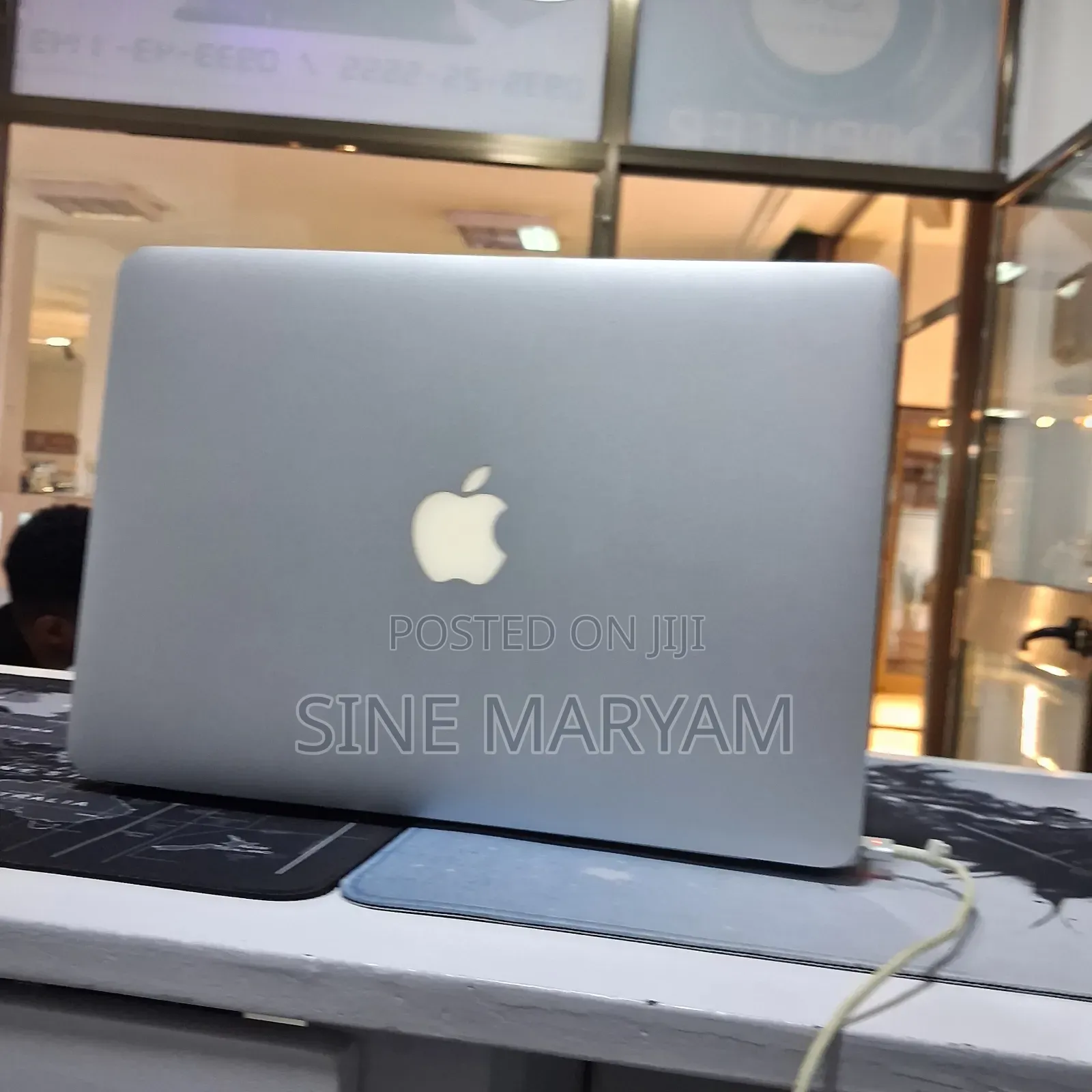 Laptop Apple MacBook Pro 2015 8GB Intel Core i7 SSD 256GB