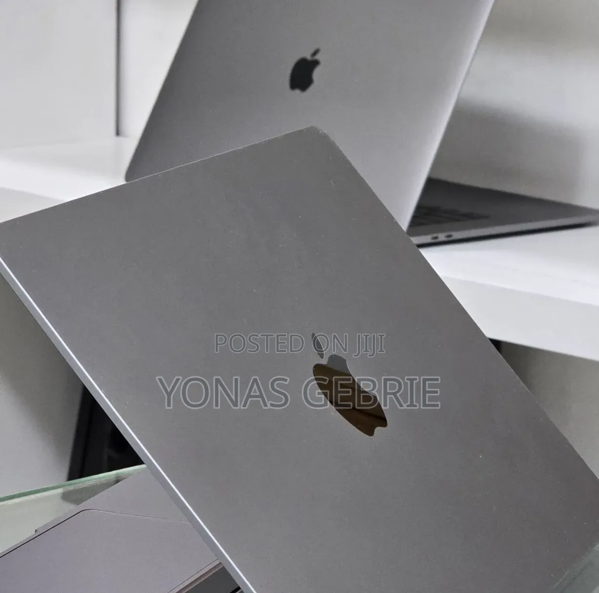 New Laptop Apple MacBook 8GB Apple M2 SSD 256GB