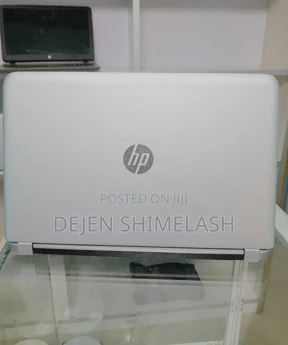 New Laptop HP Envy X360 8GB Intel Core i7 SSD 512GB