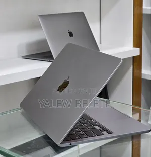 New Laptop Apple MacBook Air 2022 M2 8GB Apple M2 SSD 256GB