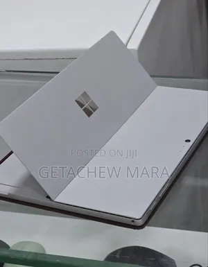 New Laptop Microsoft Surface Pro 7 8GB Intel Core i5 SSD 128GB