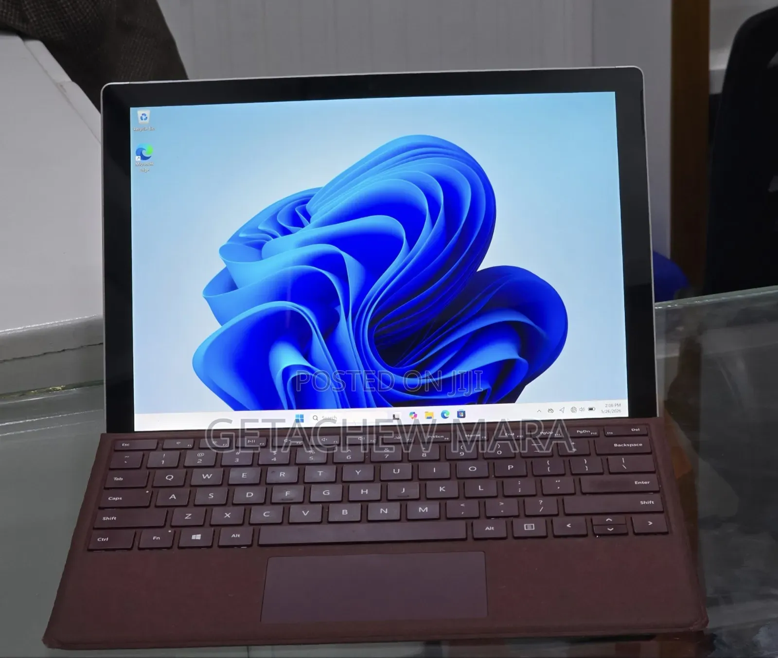 New Laptop Microsoft Surface Pro 7 8GB Intel Core i5 SSD 128GB