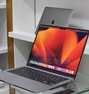 New Laptop Apple MacBook Air 2022 M2 8GB Intel Core M2 SSD 256GB