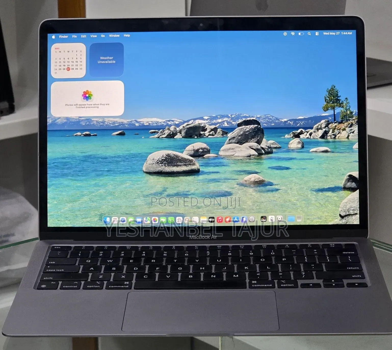 New Laptop Apple MacBook Air 2020 M1 8GB Apple M1 SSD 256GB