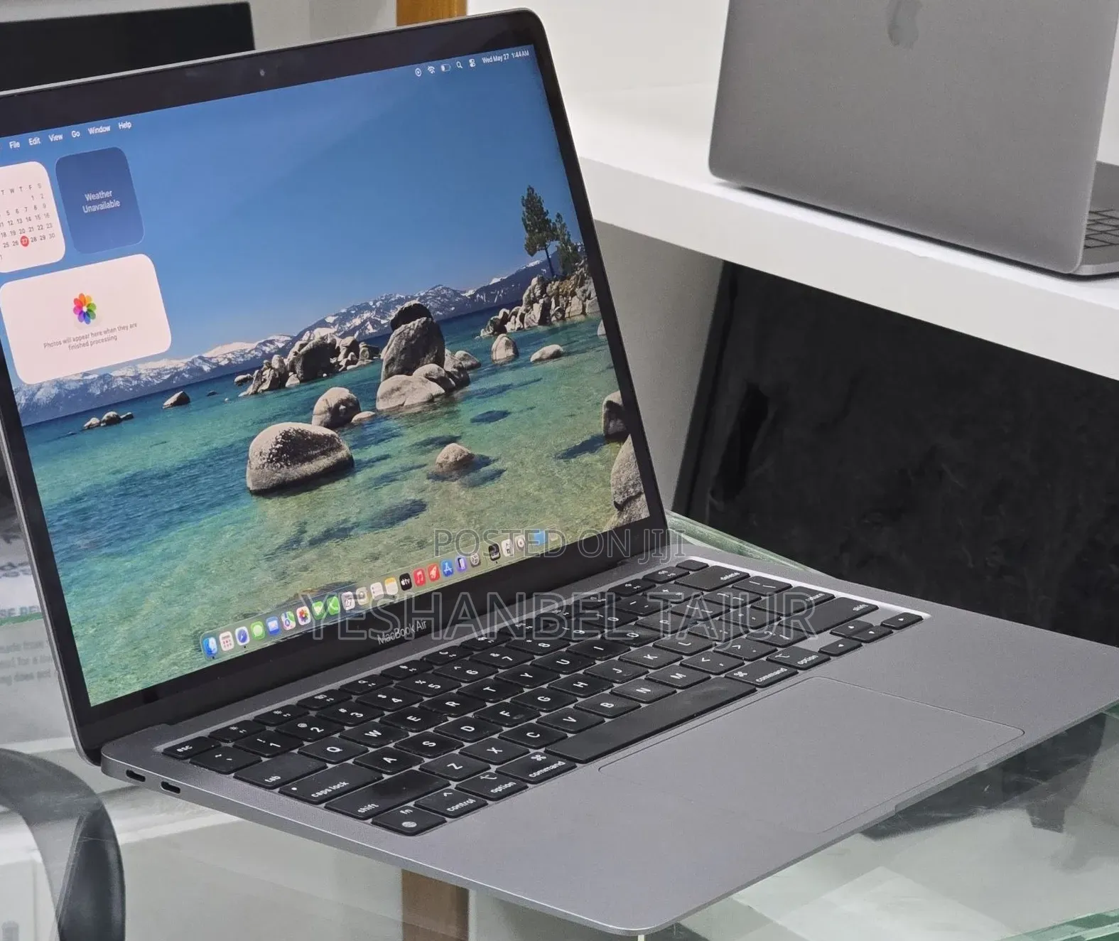 New Laptop Apple MacBook Air 2020 M1 8GB Apple M1 SSD 256GB