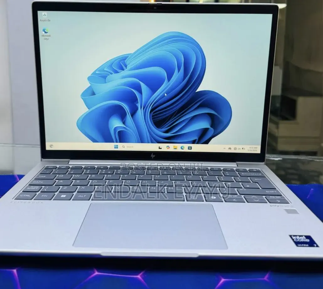 New Laptop HP 16GB Intel Core Ultra 7 SSD 1T