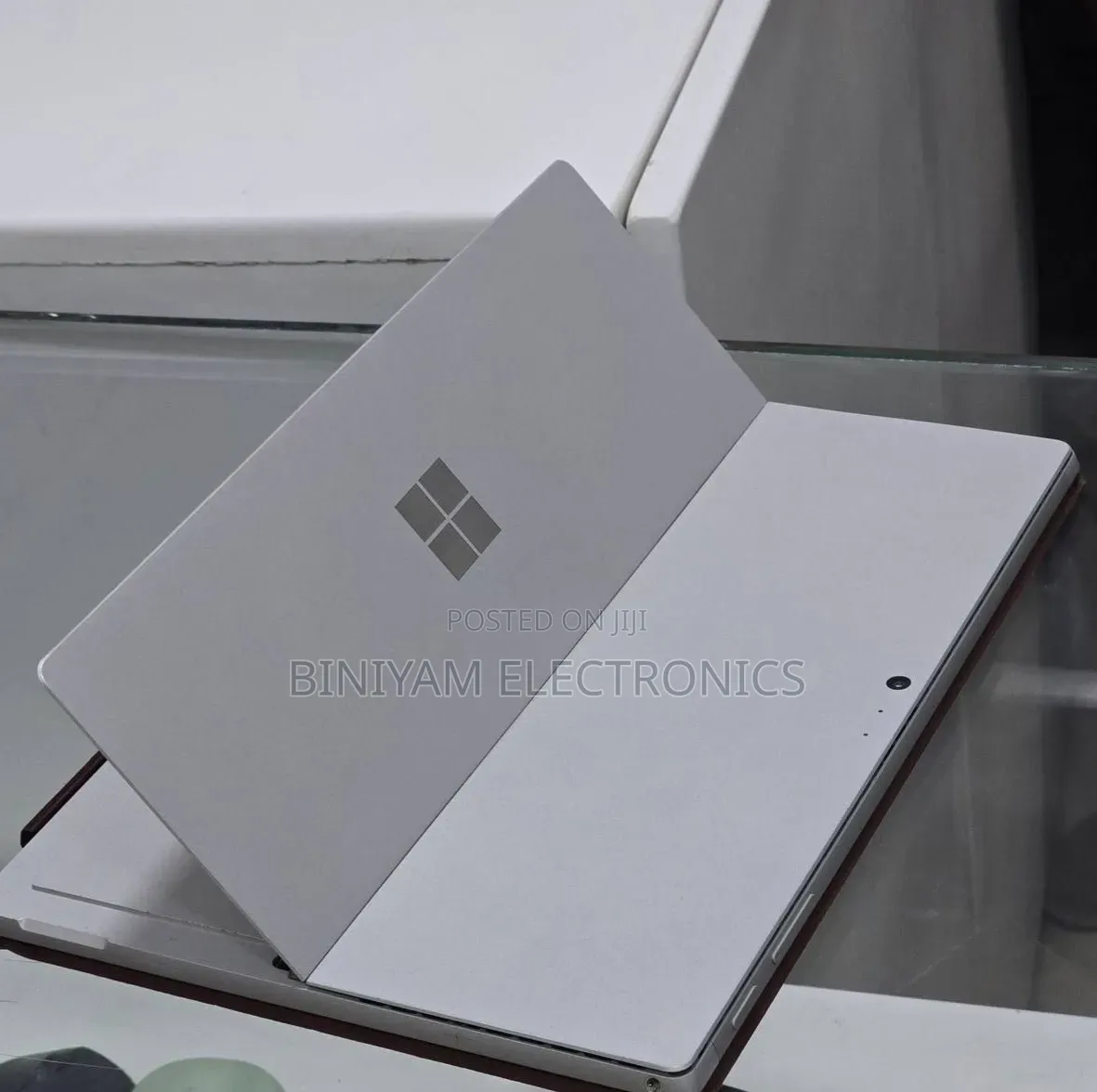 New Laptop Microsoft Surface Pro 6 8GB Intel Core i5 SSD 128GB