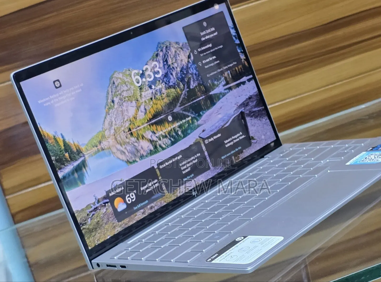 New Laptop HP Envy X360 8GB Intel Core i5 SSD 256GB