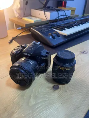 Nikon D5300 + 2 Lenses