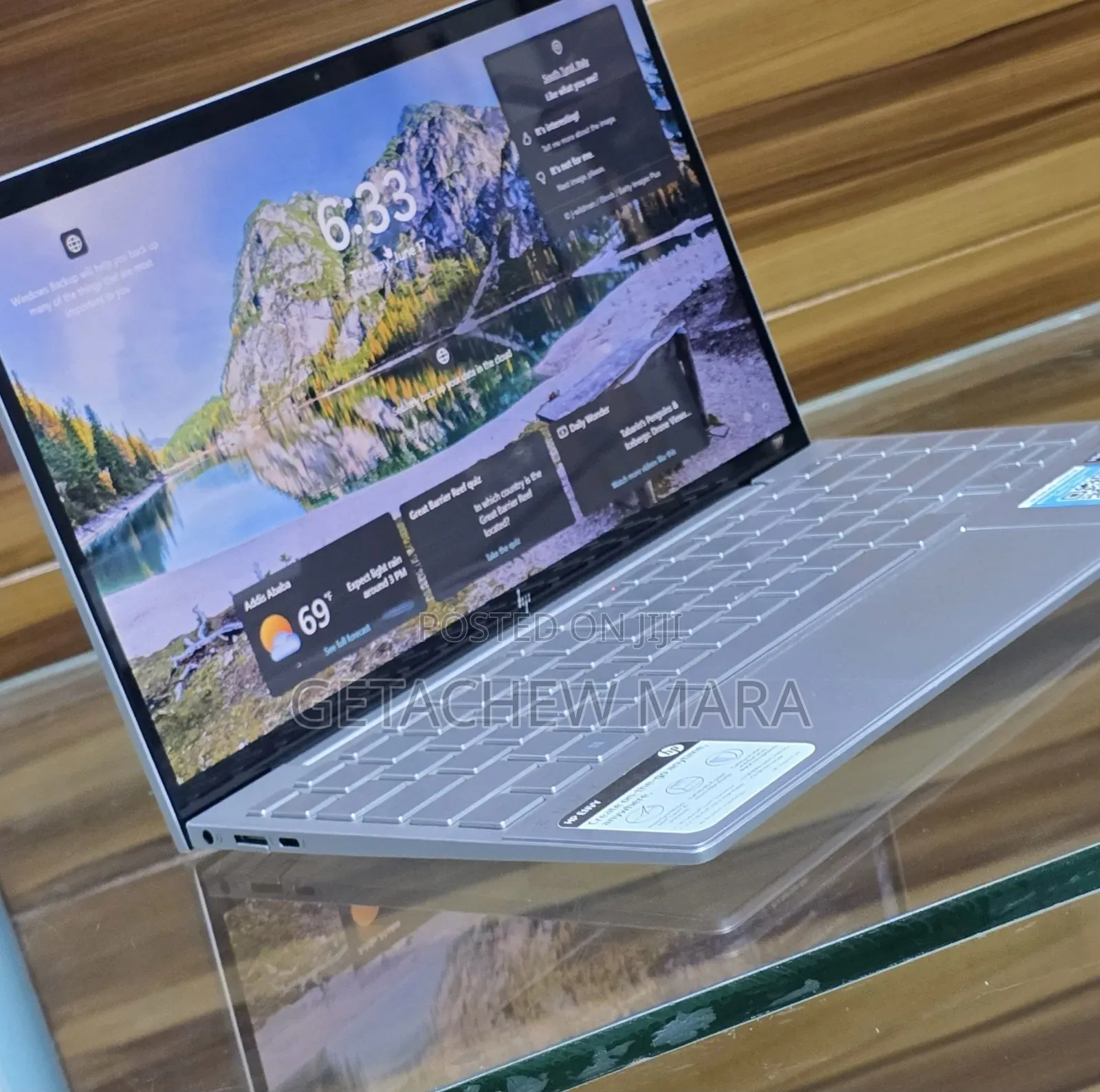New Laptop HP Envy X360 8GB Intel Core i5 SSD 256GB